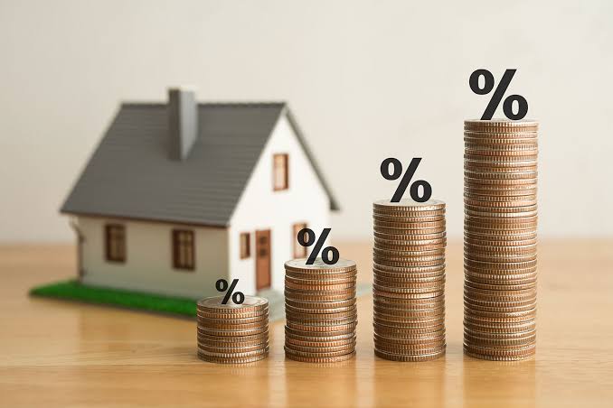 Fixed-Rate vs. Adjustable-Rate Mortgage: Which Is Right for You?